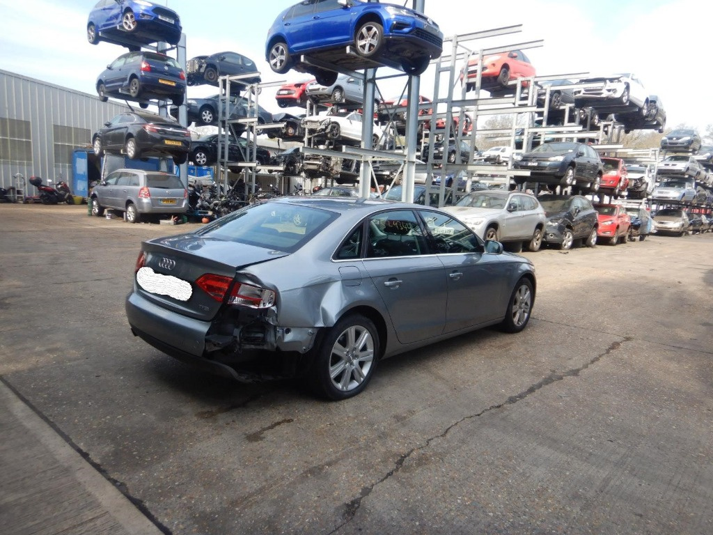 Consola centrala Audi A4 B8 2011 SEDAN 1