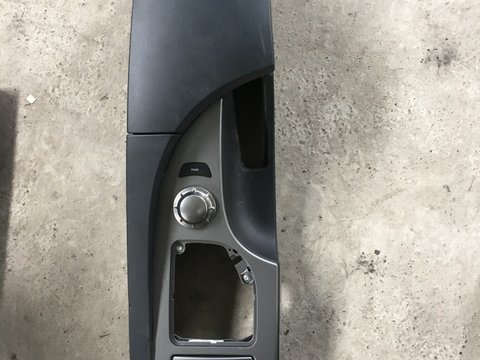 Consola centrala BMW Seria 5 E60