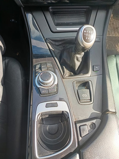 Consola Centrala + cotiera BMW Seria 5 F10