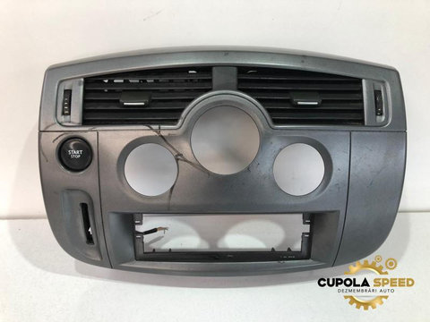 Consola centrala cu grile ventilatie si buton start stop Renault Scenic 2 (2003-2009) a8200140713