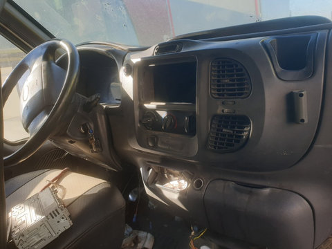 Consola centrala dezechipata Ford Transit 2.4 diesel 2000-2006