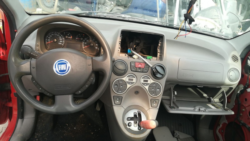 Consola centrala Fiat Panda 2004 Hatchback 1242 benzina