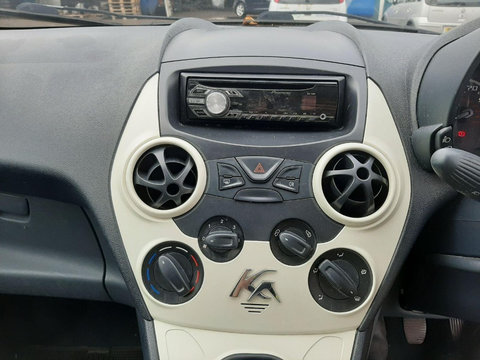 Consola centrala Ford Ka 2009 Hatchback 1.2 i