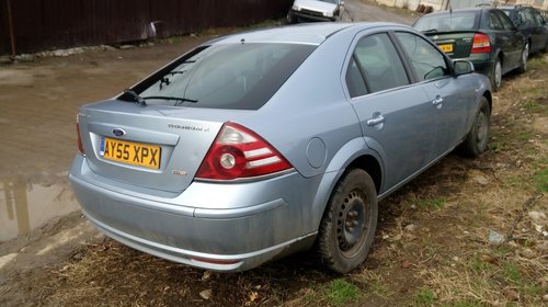 Consola centrala Ford Mondeo 2005 Hatchb