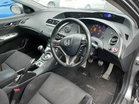 Consola centrala Honda Civic 2009 Hatchback 2.2 TYPE S CDTI