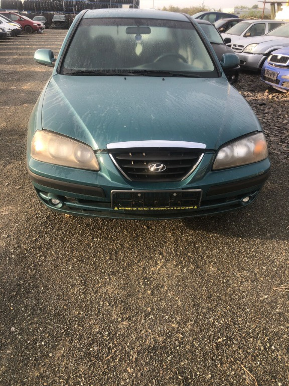 Consola centrala Hyundai Elantra 2005 BERLINA 1.6 i