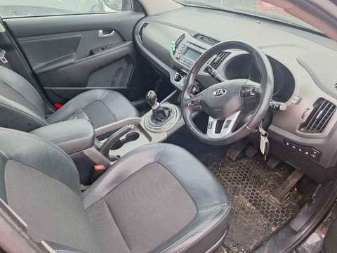 Consola centrala Kia Sportage 2014 SUV 2.0 DOHC
