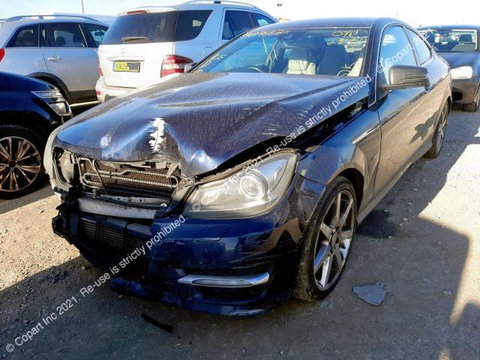 Consola centrala Mercedes-Benz C-Class W204/S204/C204 [facelift] [2011 - 2015] Coupe 2-usi C220  CDI 7G-Tronic Plus (170 hp) PACHET AMG