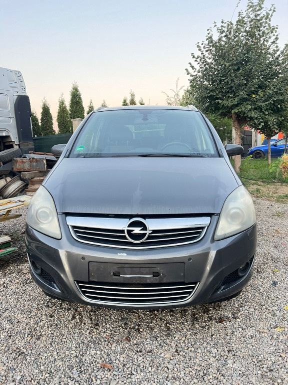 Consola centrala Opel Zafira 2009 Hatchback 1.9