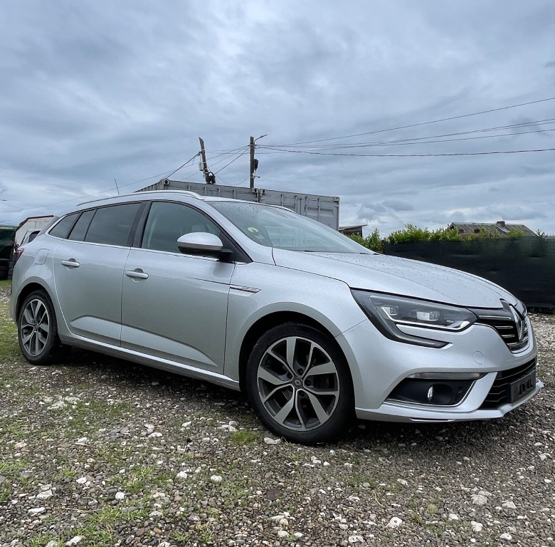 Consola centrala Renault Megane 4 2018 Break 1.5 dCi K9K 657