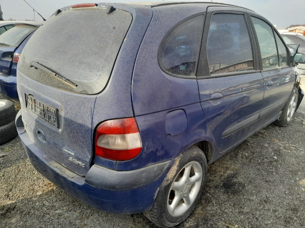 Consola centrala Renault Scenic 2001 MON