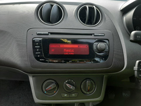 Consola centrala Seat Ibiza 2009 HATCHBACK 1.2 i