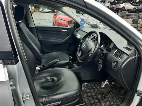 Consola centrala Seat Toledo 2015 Sedan 1.6 TDI