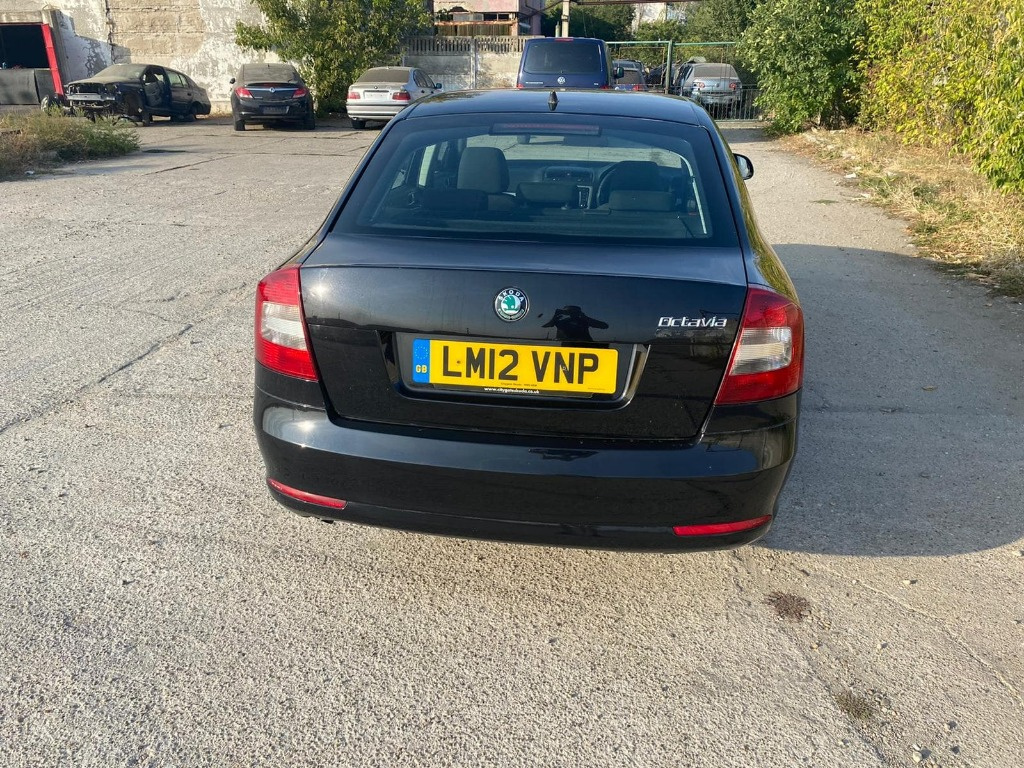 Consola centrala Skoda Octavia 2 2012 HATCHBACK 1,