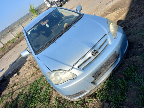 Consola centrala Toyota Corolla 2005 hatchback 1.4 d4-d 1ND-TV