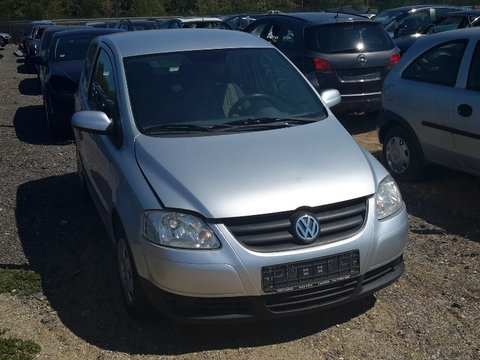 Consola centrala Volkswagen Fox 2005 hatchback 1.2