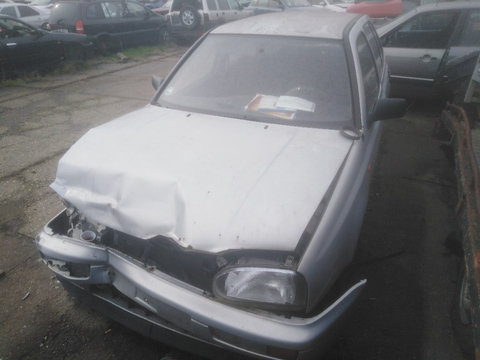 Consola centrala Volkswagen Golf 3 1997 Hatchback 1.6 benzina (AFT)