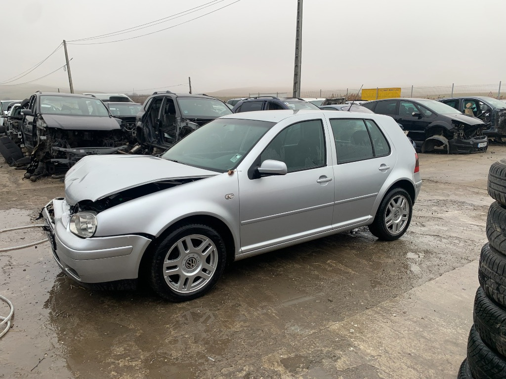 Consola centrala Volkswagen Golf 4 2003 hatchback 1600