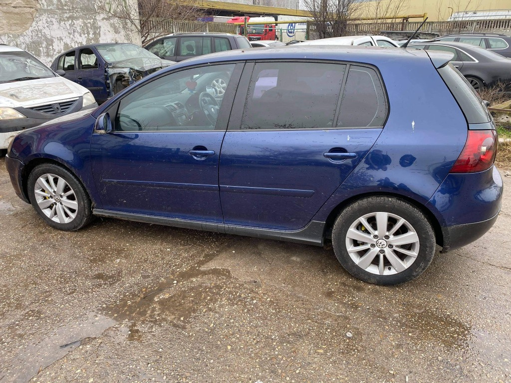 Consola centrala Volkswagen Golf 5 2007 