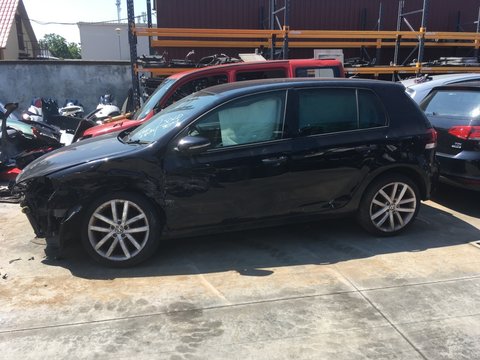 Consola centrala Volkswagen Golf 6 2009 hatchback 2.0 tdi