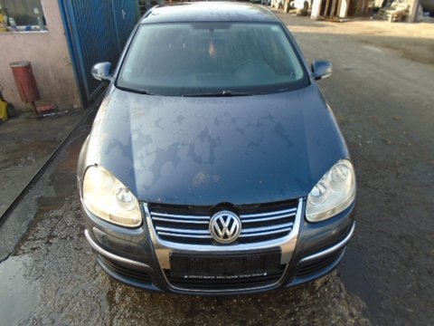 Consola centrala Volkswagen Jetta 2007 BERLINA 1.9