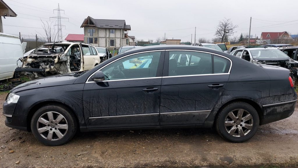 Consola centrala Volkswagen Passat B6 20