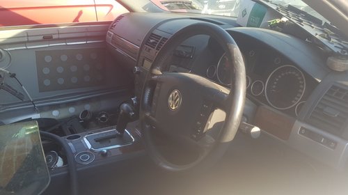 Consola centrala VW Touareg 7L 2005 Suv 