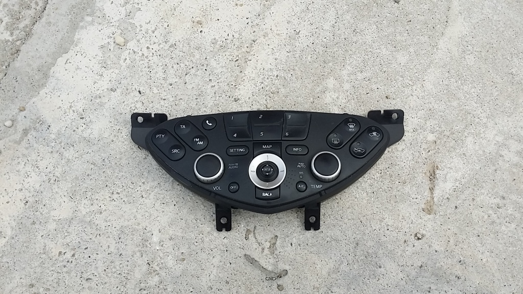 Consola comanda AC si radio cd Nissan Primera P12
