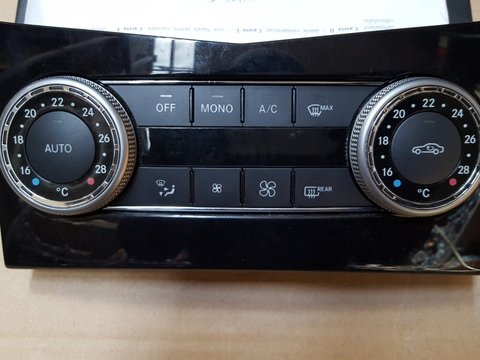 Consola de climatizare Mercedes-Benz c200 2010