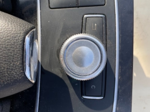 Consola Media controler Mercedes W212