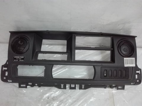 Consola/ Ornament Bord (Modul Control Suspensie) Renault Master 2 1998-2010