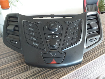 Consola radio CD Ford Fiesta, an fabricatie 2014, 
