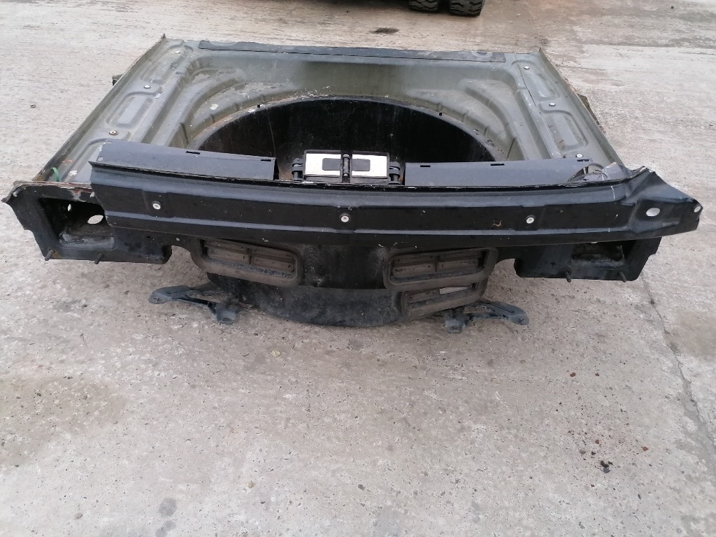 Consola suport roata rezerva Volkswagen Phaeton 2004-2010