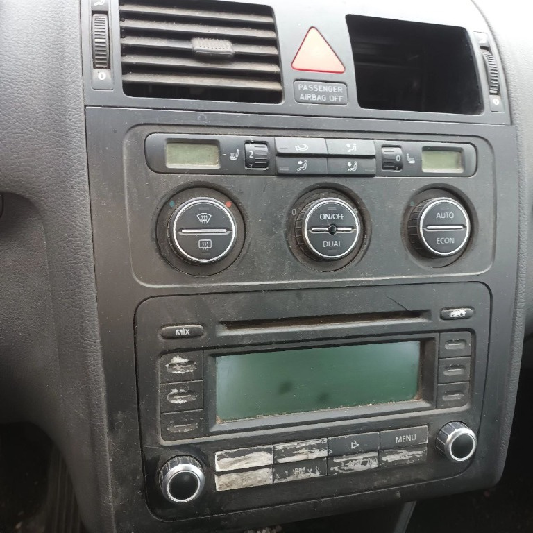 Console bord si cd player Volkswagen Touran