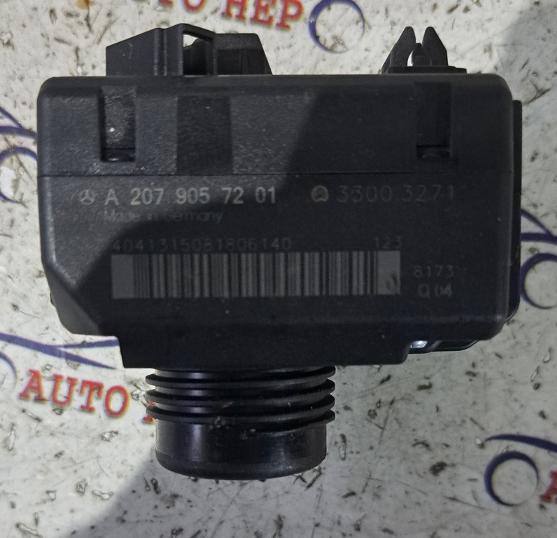 Contact auto Mercedes C-Class W204 A2079057201 A 207 905 72 01