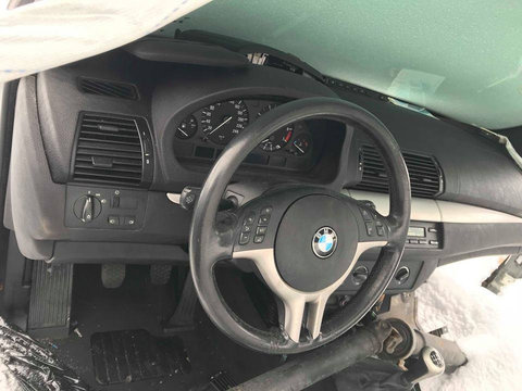 Contact Bmw X5 3.0i 2002