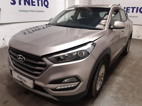 Contact cu cheie Hyundai Tucson 1.7 CRDI