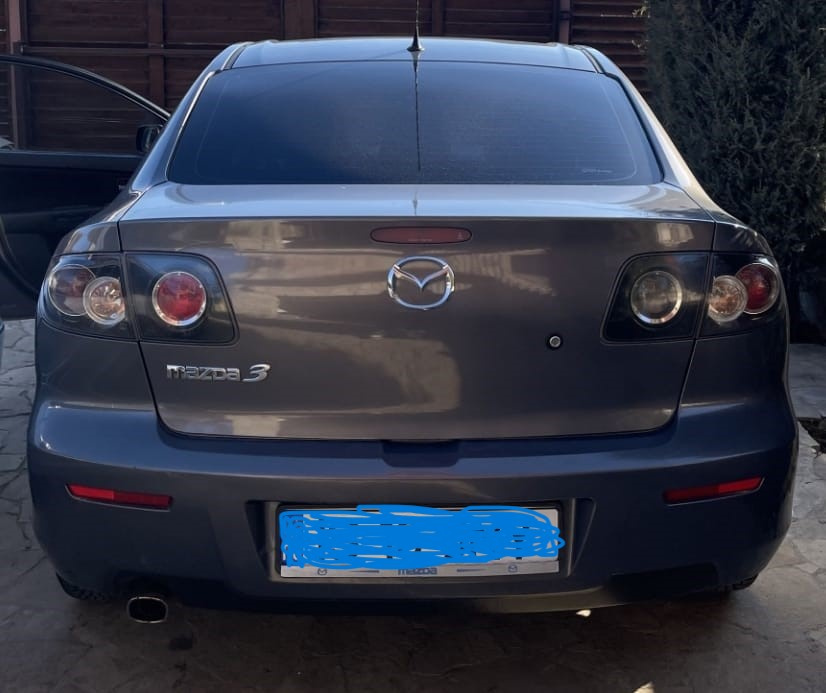 CONTACT CU CHEIE MAZDA 3 FAB. 2004 - 200