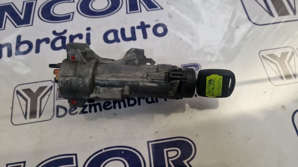 CONTACT CU CHEIE SKODA OCTAVIA 1 - COD 4B0905851C