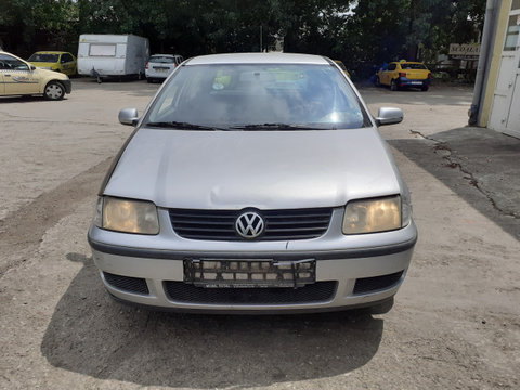 Contact cu cheie Volkswagen Polo generatia 3 [1994 - 2001] Classic Sedan