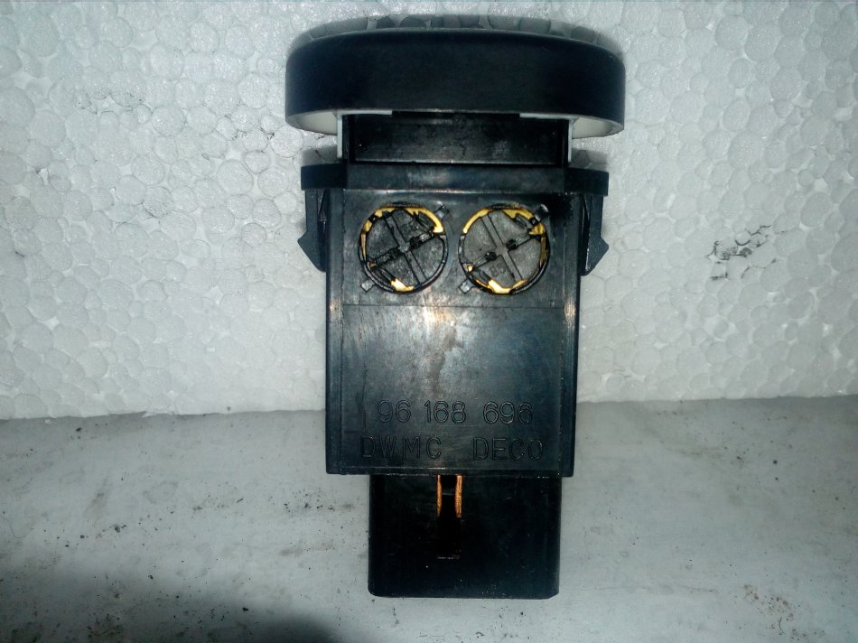 Contactor lampa ceata spate pentru Daewo