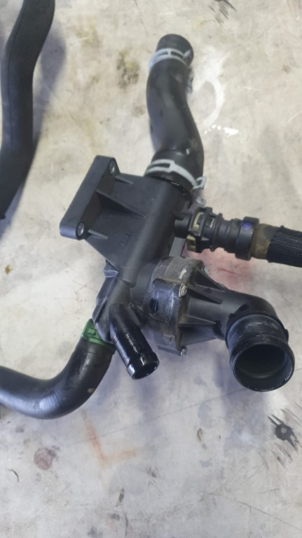 Corp Carcasa Termostat Renault Kadjar 1.6 dci 2015-2018