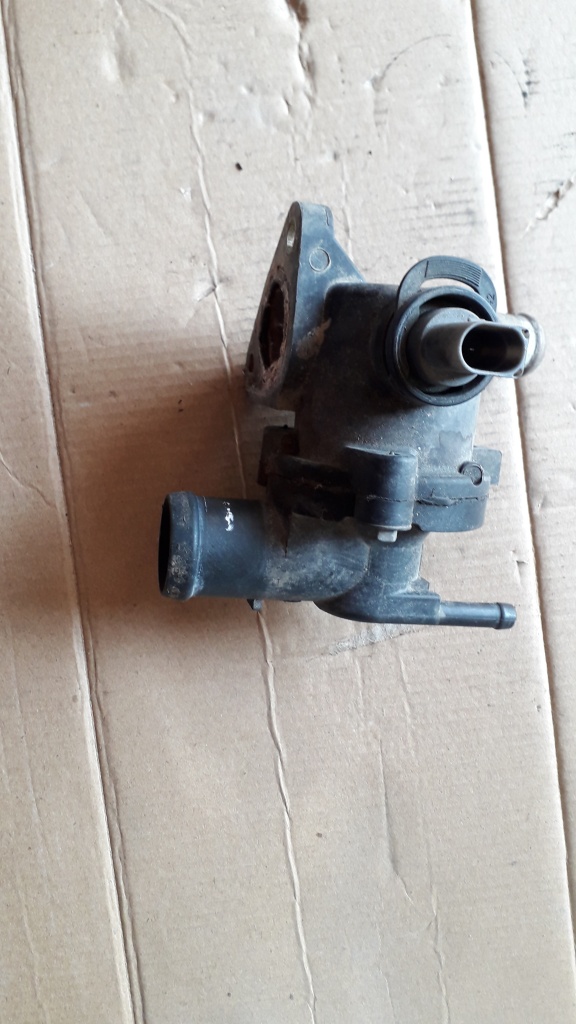 Corp termostat Skoda Fabia 1.4 B cod produs:047121111M