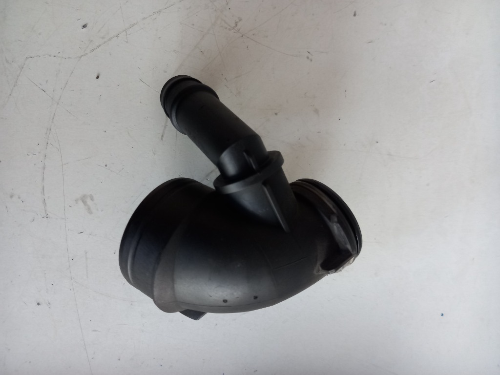 Cot admisie turbina 1.6 tdi Seat Leon Audi A3 Skoda Octavia 3 vw Golf 7 5Q0129635