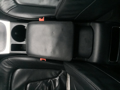 Cotiera spate audi pentru Audi A4 B8 - Anunturi cu piese