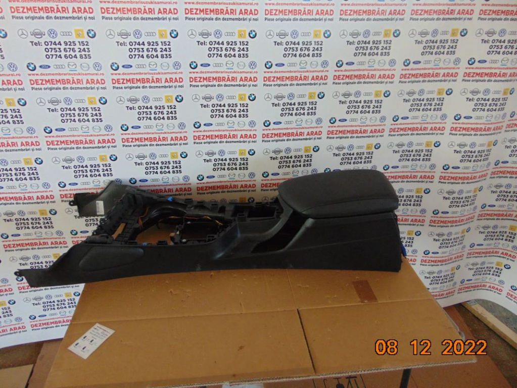 Cotiera BMW F20 F21 an 2012-2019 cotiera piele neagra dezmembrez f20 facelift 2.0 b47