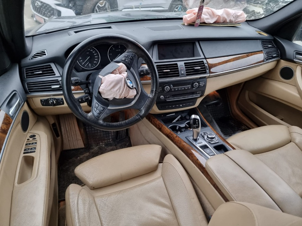 Cotiera BMW X5 E70 2011 LCI facelift 3.0