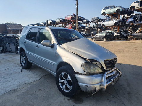 Cotiera Mercedes M-Class W163 2001 ml270 4x4 2.7 cdi