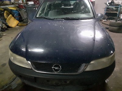 Cotiera Opel Vectra B 2001 berlina cu haion 2.0 dt