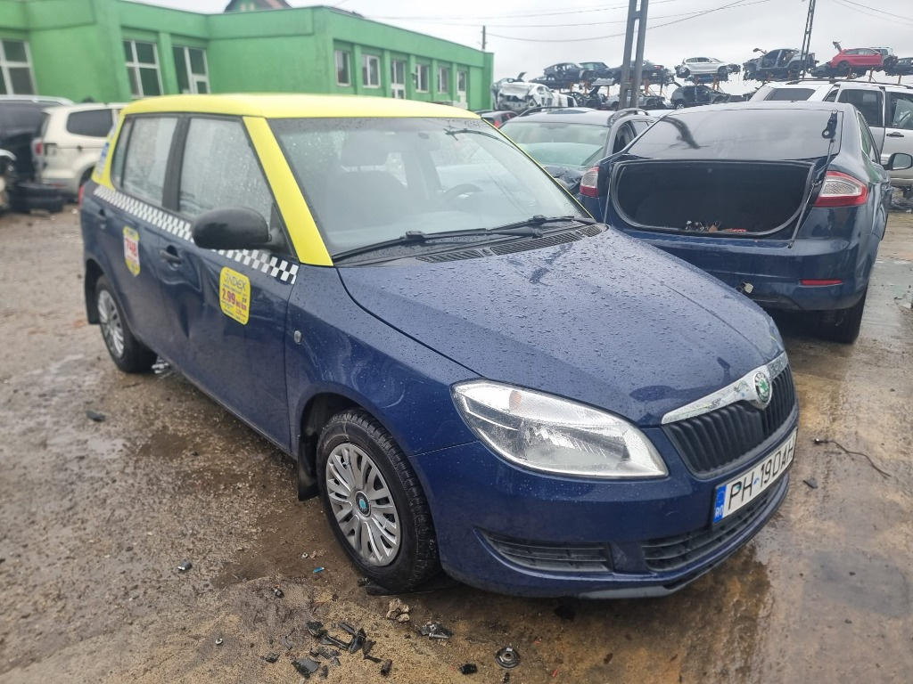 Cotiera Skoda Fabia 2 2011 hatchback 1.2